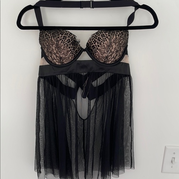 Victoria's Secret Other - Victoria's Secret Black Lace Sheer Babydoll Chemise - Size 34C